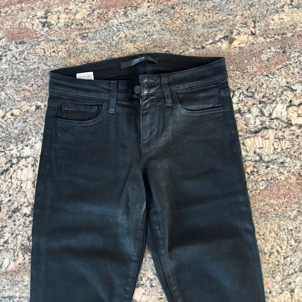 Joes The Skinny Jeans black with slight shiny layer